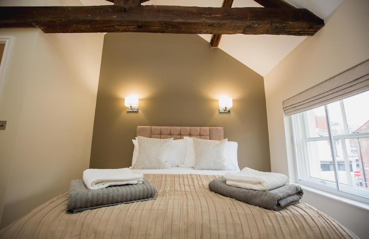 The Spread Eagle Chesterfield Buitenkant foto