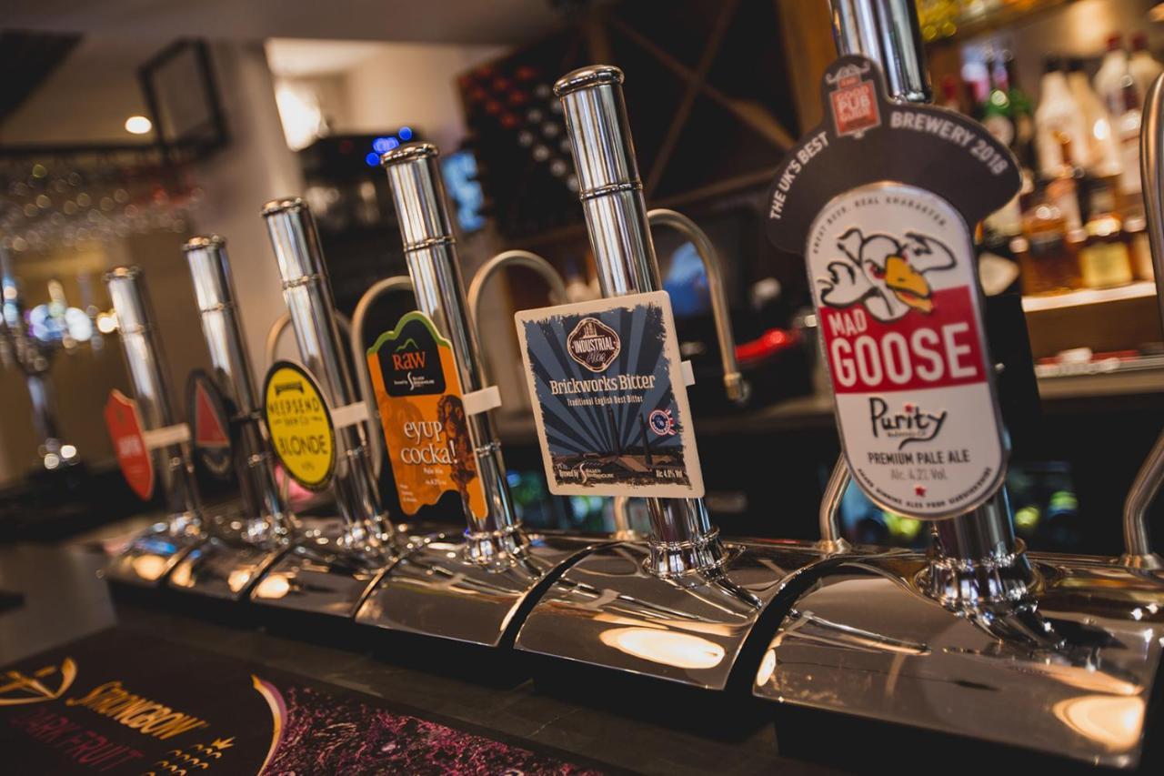 The Spread Eagle Chesterfield Buitenkant foto