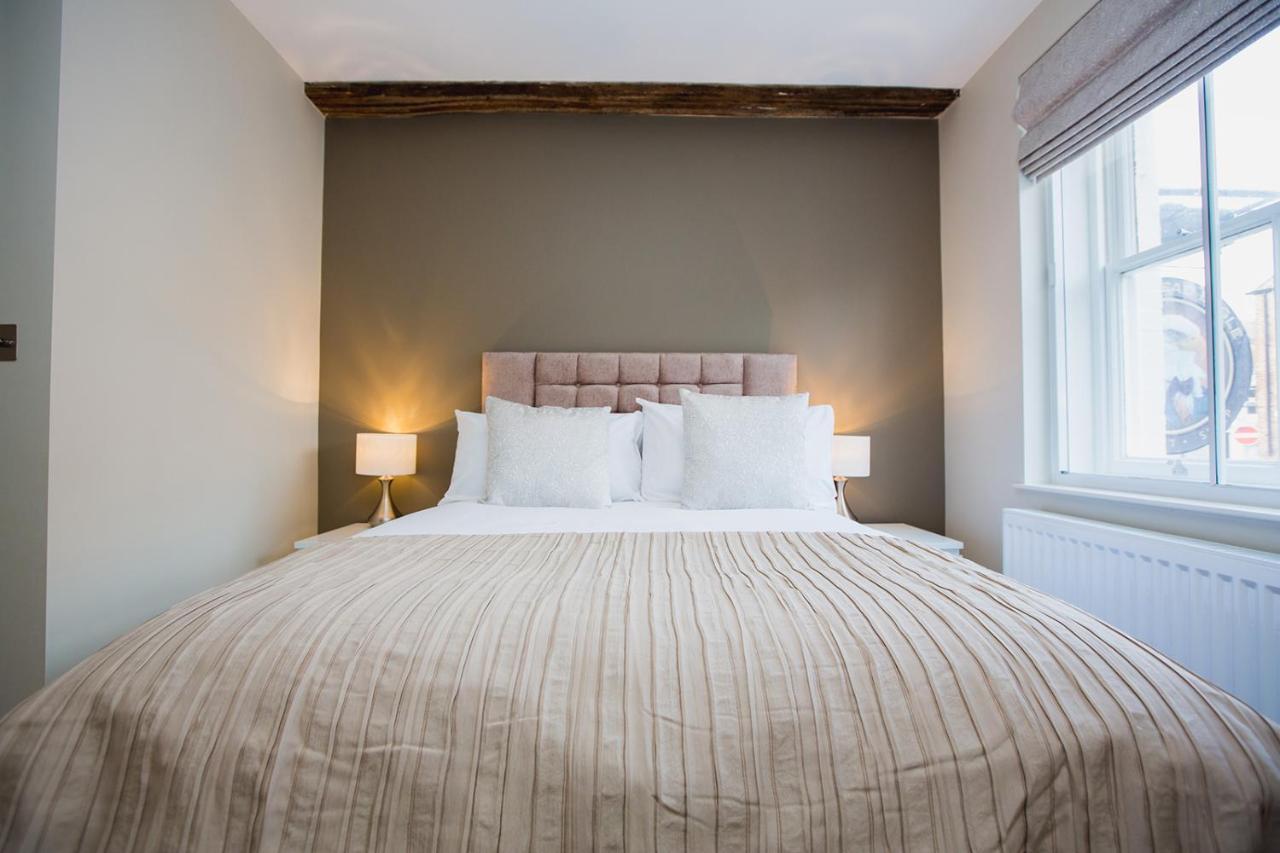 The Spread Eagle Chesterfield Buitenkant foto
